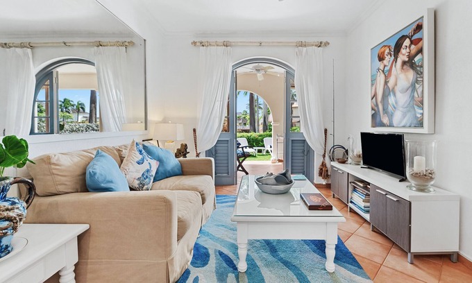 Merlin Bay Apartamento | Sugar Hill Barbados : delightful, garden apartment on this exclusive Estate.