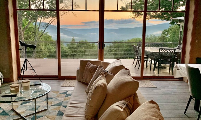 Margaretville Casa | "Sugar Mountain" Is a brand new home with magical views and breathtaking sunsets