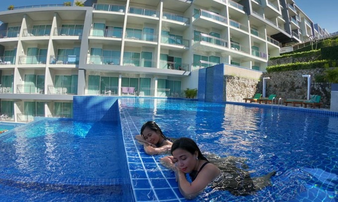 Kata Hotel | Sugar Palm Grand Hillside