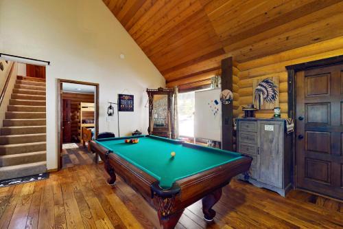 Twin Peaks Casa | Sugar Pine Retreat