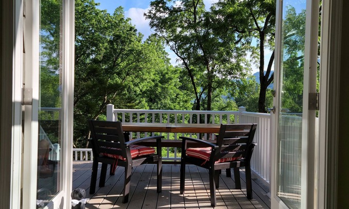 Weaverville Casa | Sugar Ridge, near Asheville, nice valley view, Modern country home on 10+ acres