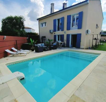 Morieres-les-Avignon Apartamento | SUİTE 44m2 avec piscine