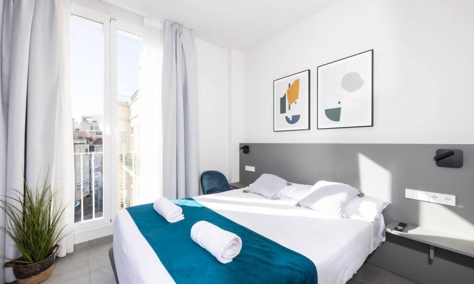 Diputación de Cartagena Casco Apartamento | Suitable. King's Square | 4 | 5 pax.
