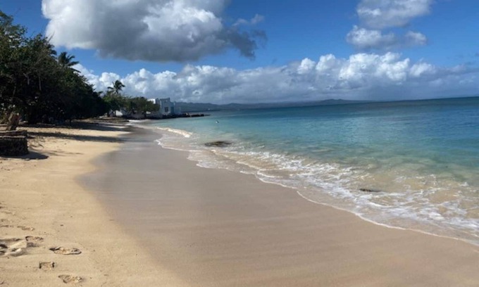 Rio San Juan Apartamento | Suite 1: Oceanview Deluxe Studio 1 Block to Beach