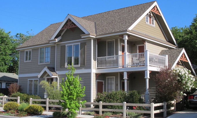 Paso Robles Casa | Suite 16: encanto de antaño, wifi gratis, cable, centro de la ciudad