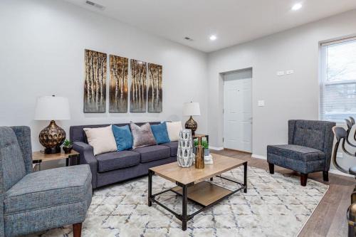 Wrightwood Neighbors Casa | Suite 2 on Southport 4 Queen Beds