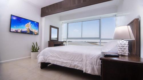 Las Peñas Apartamento | Suite 206, Riverfront, vista al río, Puerto Santa Ana, Guayaquil