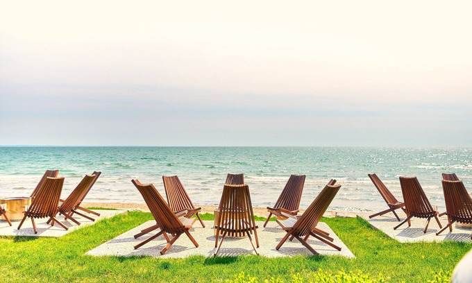 Wainfleet Cabaña | Suite 212: Beautiful 3-Bedroom Beachfront Townhouse