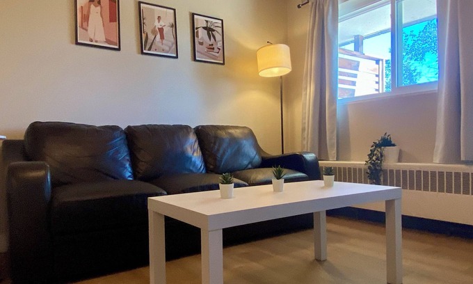 Bluewater Apartamento | Suite 4 - Relax in beautiful Bayfield - Only 15min from Grand Bend