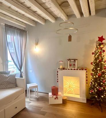 Chioggia Apartamento | Suite Apartment a tema Natale in centro storico "Gingerbread Suite"