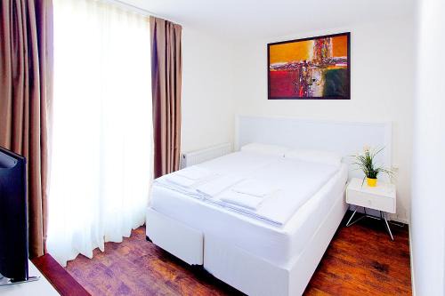 Albisrieden Apartamento | Suite Apartments by Livingdowntown