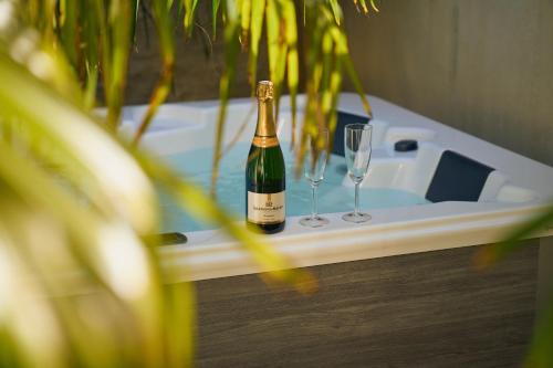 Cognac Apartamento | Suite atypique - Jacuzzi privatif en centre ville de Cognac