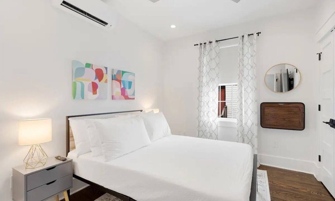 Westside Apartamento | Suite B3 at 697 King