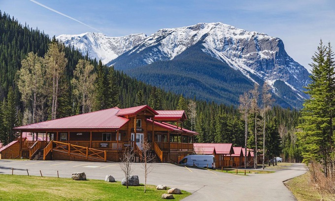 Jasper East Cabina | Suite Cabin in the Mountains