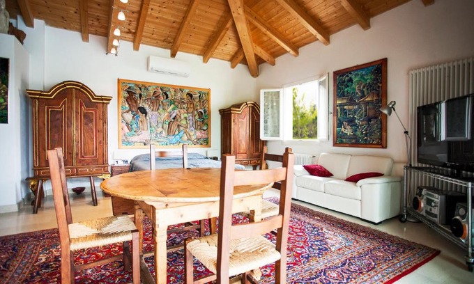 Castel San Pietro Terme Apartamento | Suite con letto matrimoniale, angolo cucina, bagno privato.