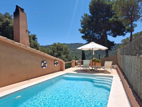 Argentona Cama Y Desayuno | Suite de 126 metros mar y montaña privado con piscina No cocina