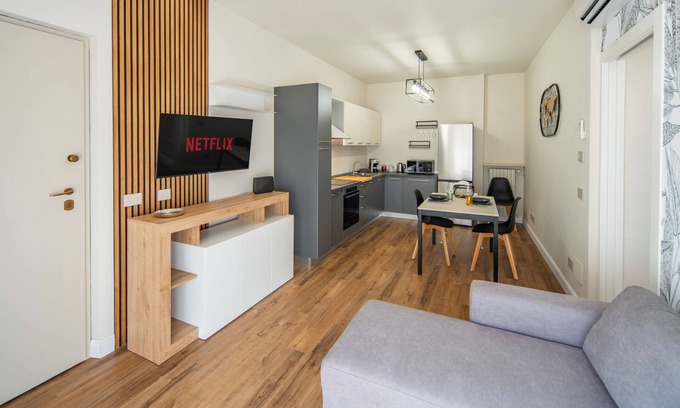 Alba Apartamento | Suite della Rovere - One Bedroom Apartment, Sleeps 2
