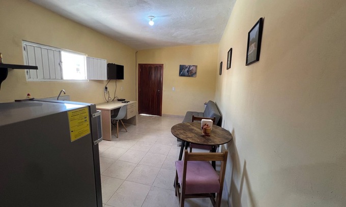 Tuxtla Gutiérrez Apartamento | Suite el Ángel #2, ideal para descansar en un espacio amplio y sereno.