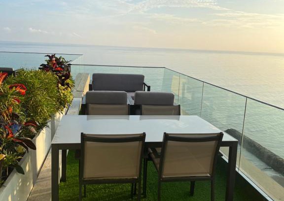 Manta Apartamento | Suite Exclusiva frente al mar Hotel Poseidón Manta