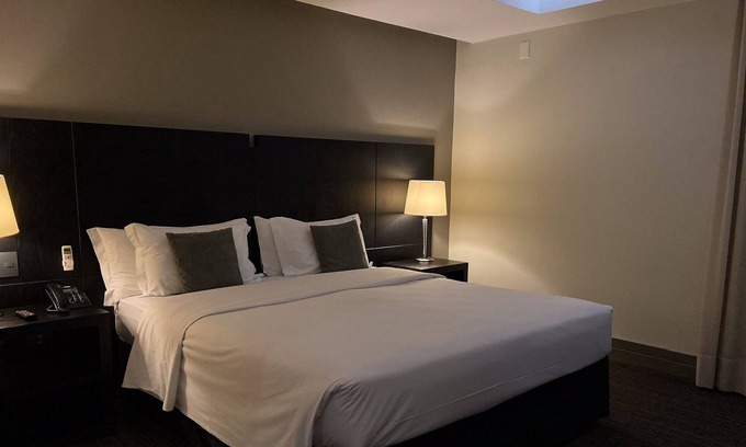 Reboucas Casa | Suite Family by ¼ UmQuarto 12-PR.
