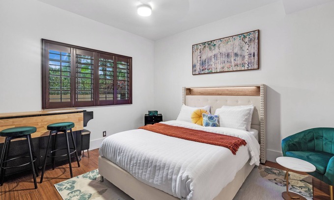 SilverLakes Apartamento | Suite located near everything in Hollywood is