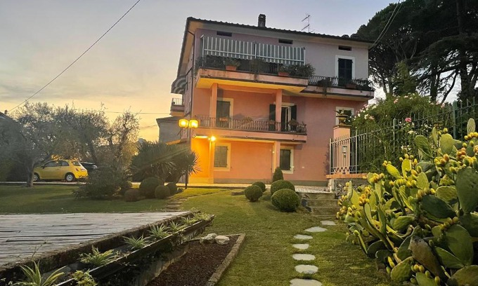 Castelnuovo Magra Apartamento | Suite Il Giardino dei Vescovi