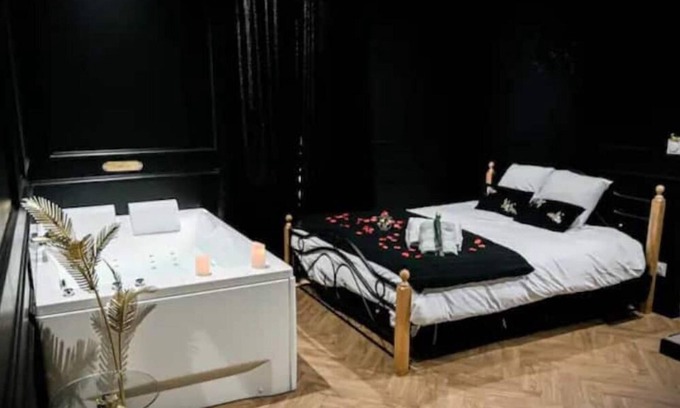 Quartier Saint-Clement - Jardin des Plantes Apartamento | Suite Impériale Jacuzzi ~ Cinéma ~ Self Check-in