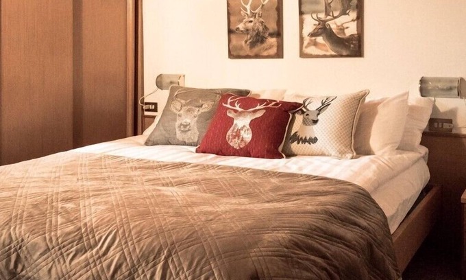 Carisolo Apartamento | Suite Italy Pinzolo 5 - Apartment in the heart of the Dolomites
