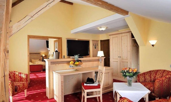 Oberammergau Casa | Suite Laber - Aktiv Hotel Böld & Restaurant Uhrmacher