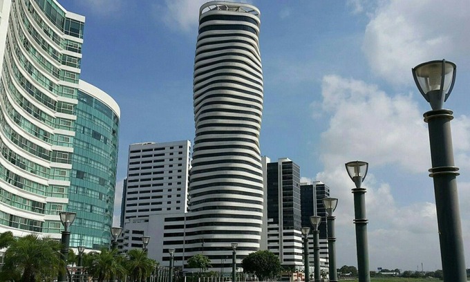 Puerto Santa Ana Apartamento | Suite Luxury Vista Parcial al Río