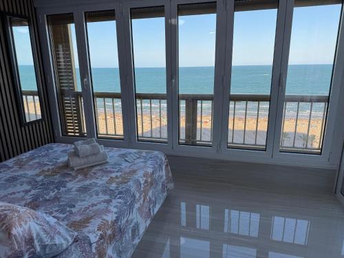 Cullera Apartamento | Suite Miramar primera línea playa