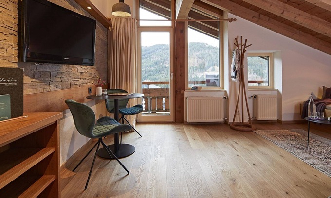 Riezlern Apartamento | Suite "Oswalda Hus", 2 habitaciones con ducha - Hotel Oswalda-Hus - Familia Müller