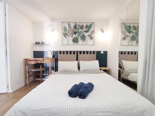 Calvaire Saint-Pierre Casa | Suite parentale indépendante - quartier calme en ville