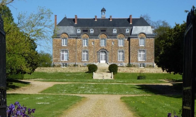 Saint-Mars-du-Desert Cabaña | Gîte "Royal" ........