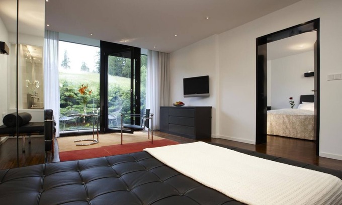 Seefeld Pedestrian Zone Casa | Romance sensual - Alpenhotel ... enamórate