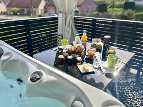 Meisenthal Apartamento | Suite spa privatif Verte Vallée, séjour zen
