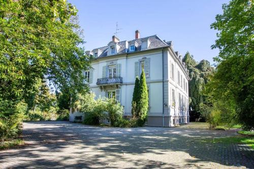 Mulhouse Apartamento | Suite Spacieux , Maison de Maître, parking Gratuit, MULHOUSE CENTRE