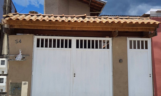 Estufa II Casa | Suite Ubatuba-amarela