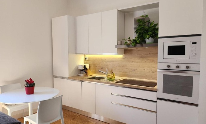 Sassari Apartamento | SUITE VIA ROMA 107