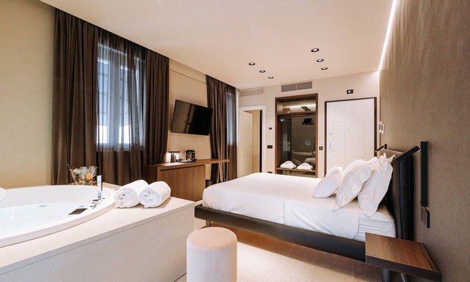 Monopoli Cama Y Desayuno | Suite1212 Bandiera