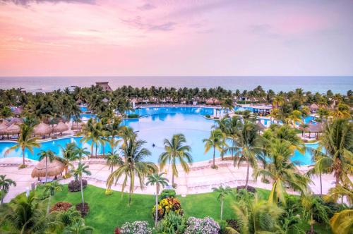 Villa Juarez Hotel | Suites at Mayan Palace Vidanta Resort Riviera Maya
