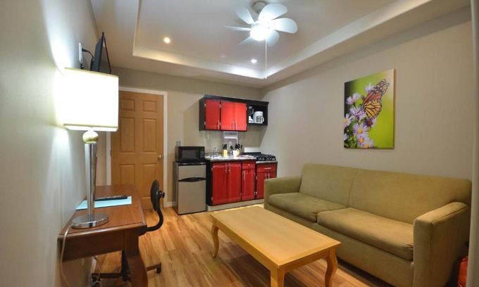 Playas de Tijuana Hotel | Suites del Sol