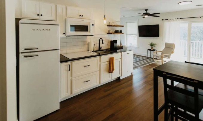 Dalton Apartamento | Suites on Main - Unit 3