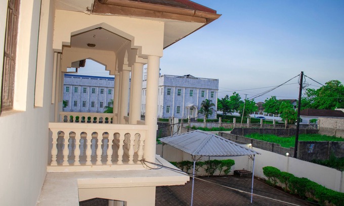 Mazizini Cama Y Desayuno | Sulkhan Serviced Apartment