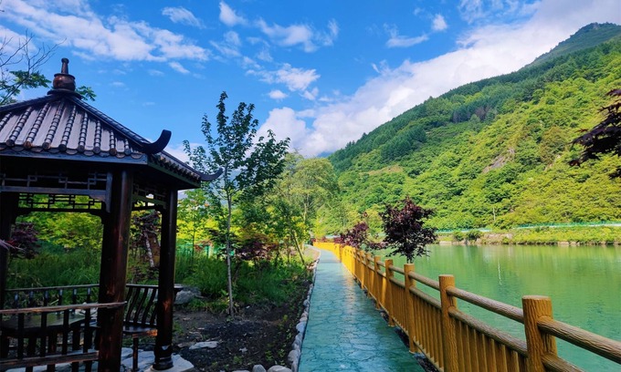 Wenchuan Casa | Lixia Hotel