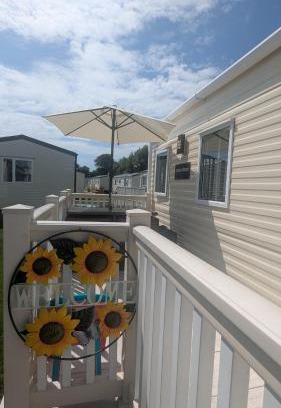 Icklesham Casa | Summer Breeze Caravan on Winchelsea Sands Holiday Park