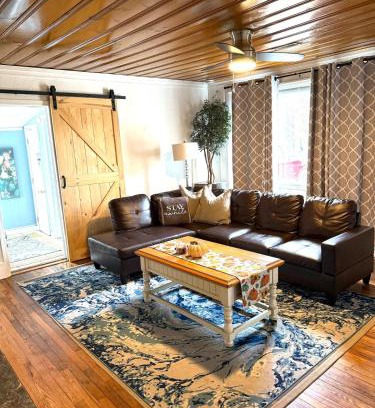 Crescent Beach Casa | Summer by the Sea Beach home pets ok fenced yard