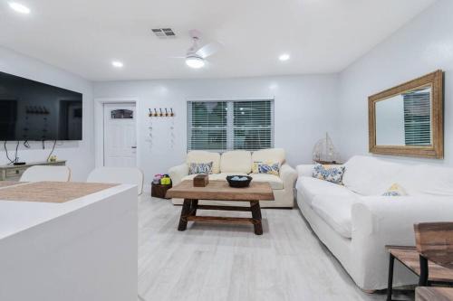 Harbor Village Casa | Summer By The Sea