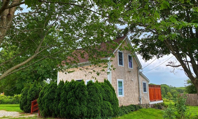Adamsville Casa | Summer Dates Available, Winter also