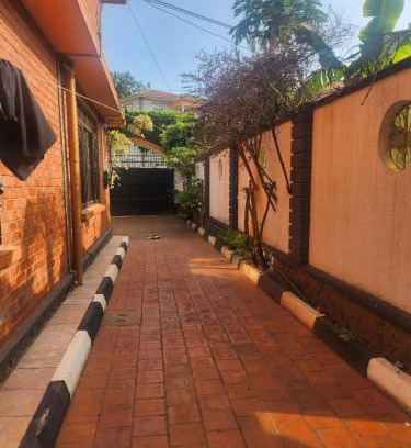 Muyenga Casa | Summer house